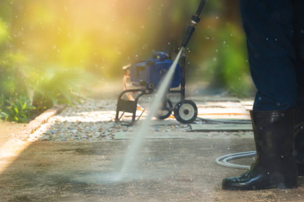 Professional Pressure washing in Fitchburg, MA